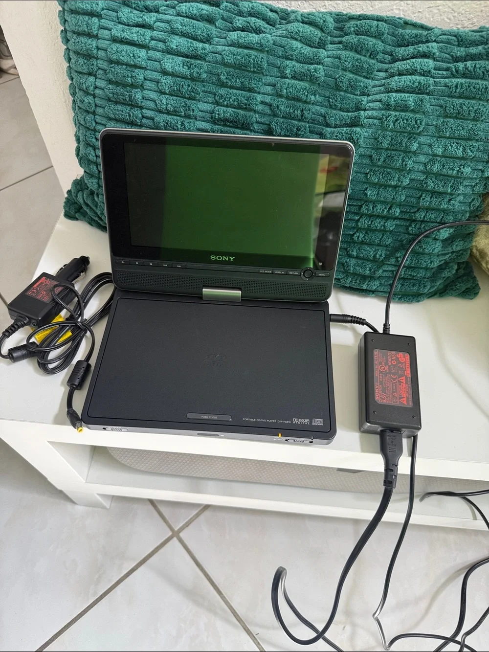 Sony Portable DVD Player in Black